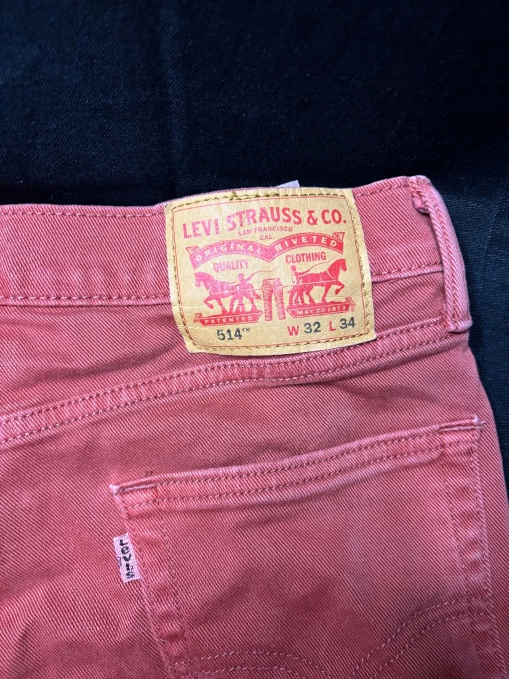 Levi's Men's 514 32x34 Rose/Burgundy Slim Straight Pants Casual Denim Jeans